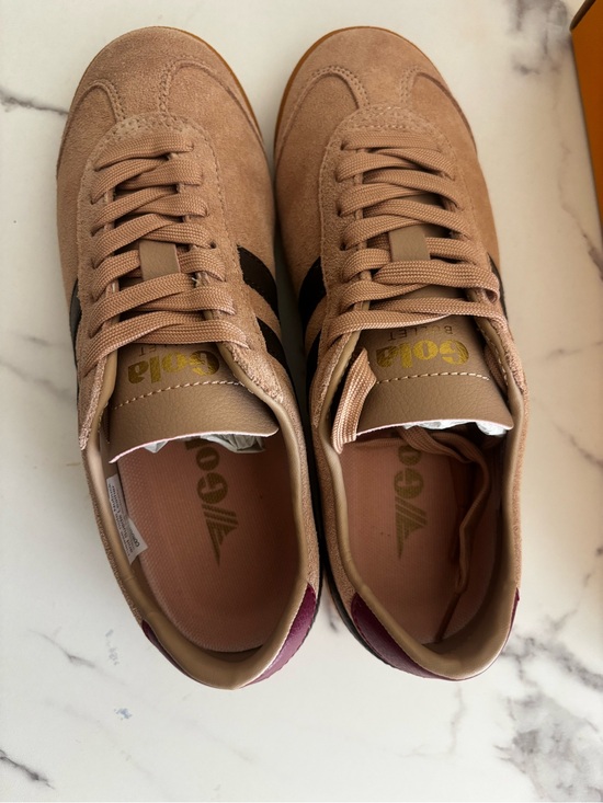 Gola Shoes - NWT Gola (UK) tan sneakers with black strip and plum heel for a pop of color!